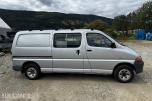 2006 Toyota HiAce 2.5-102 D 4WD INNREDNING HENGERFESTE