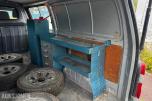 2006 Toyota HiAce 2.5-102 D 4WD INNREDNING HENGERFESTE
