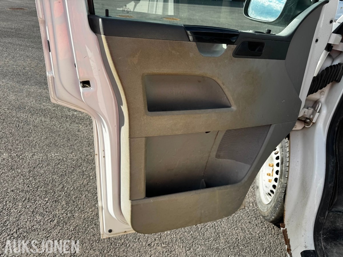 2014 Volkswagen CARAVELLE 2.0-102 D, 204471km, 1 EIER