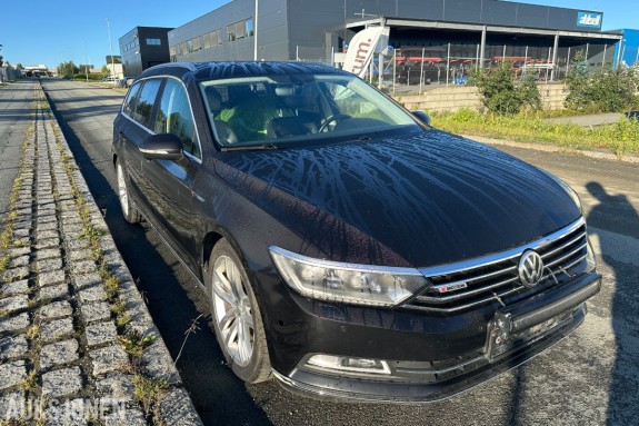 2016 Volkswagen PASSAT *INGEN MINSTEPRIS* 2.0 TDI 190HK 4MOTION AUT HENGERFESTE ACC NAVI VARMER
