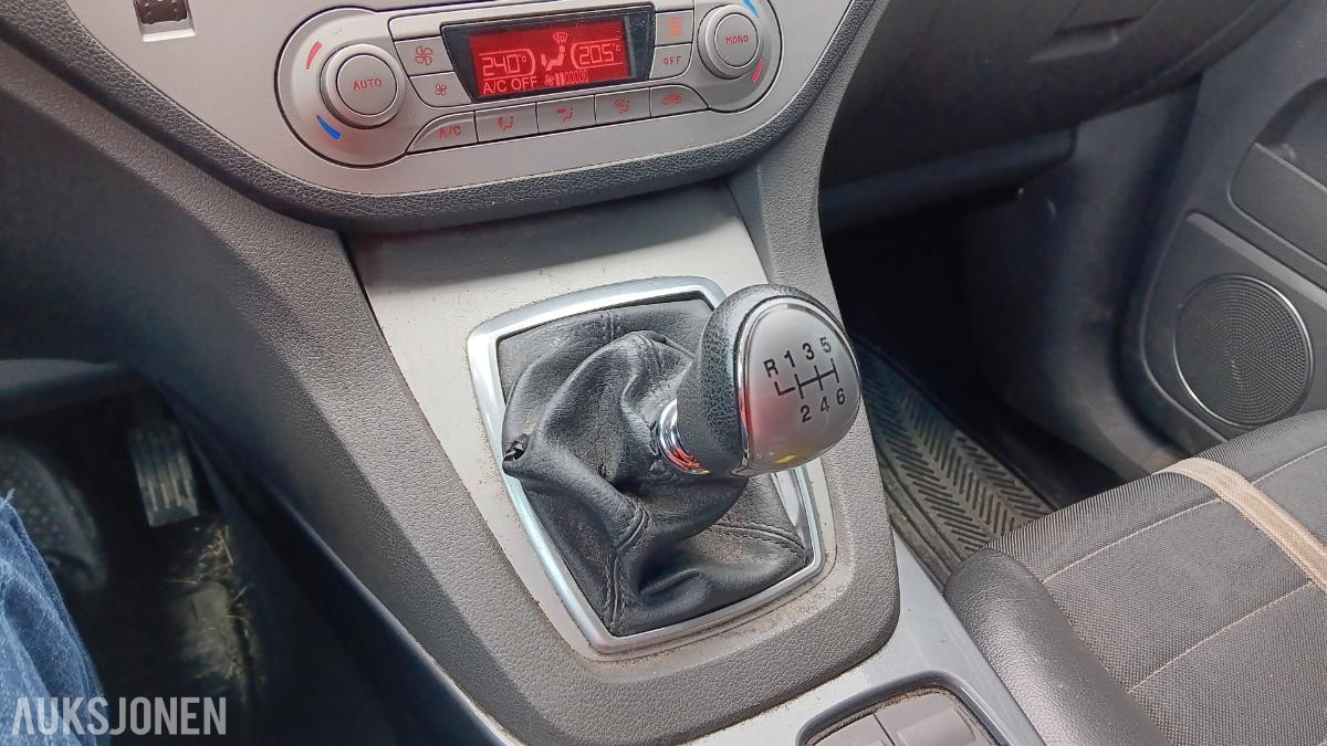 2009 Ford Kuga 2.0TDCi Titanium manuell AWD, 260408km