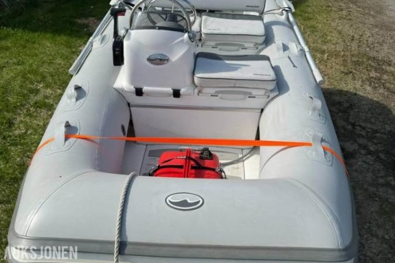 2013 Walker Bay 310 gummibåt - 12 fot med 20 hk Mercury 4 takter