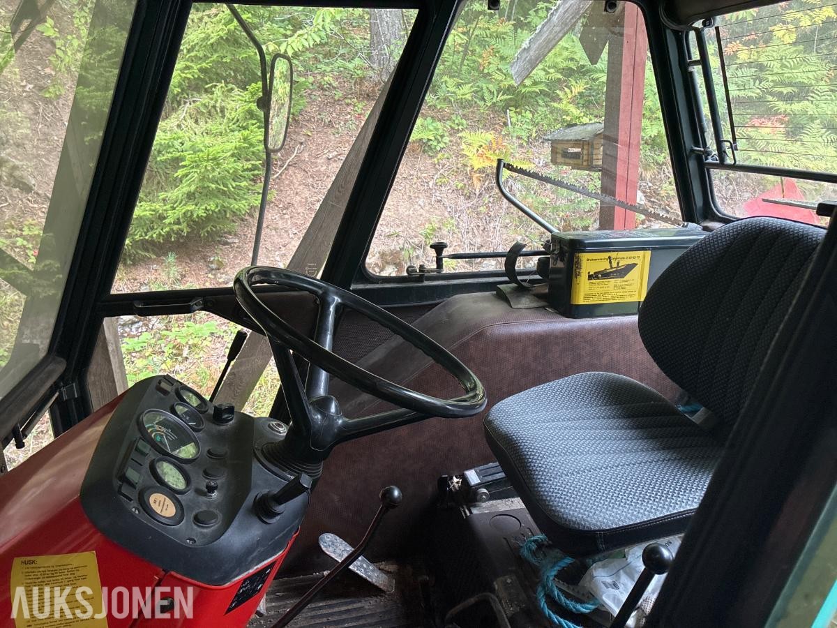 1992 Zetor 5211 traktor med fres og skjær