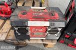 Milwaukee verktøypakke – M18 batterier, radio, vinkelsliper m.m. – deler/reparasjon