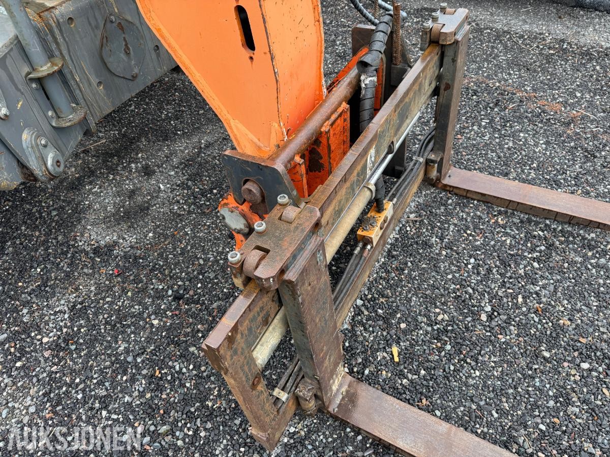 2008 JLG 4017 PS teleskoptruck med gafler og skuff