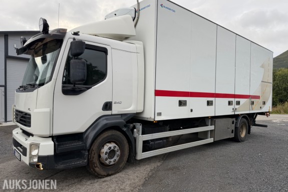 2009 Volvo FL240 4x2 skapbil med sideåpning – EU-godkjent til 31/5-2027 – 2 sett hjul