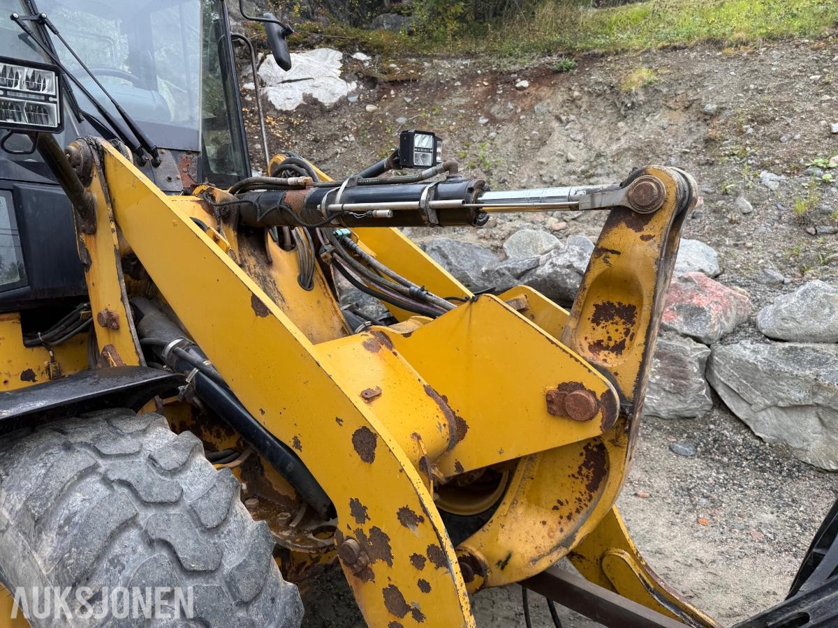 2012 CAT 908H hjullaster med ABL-skuff – 5288 timer