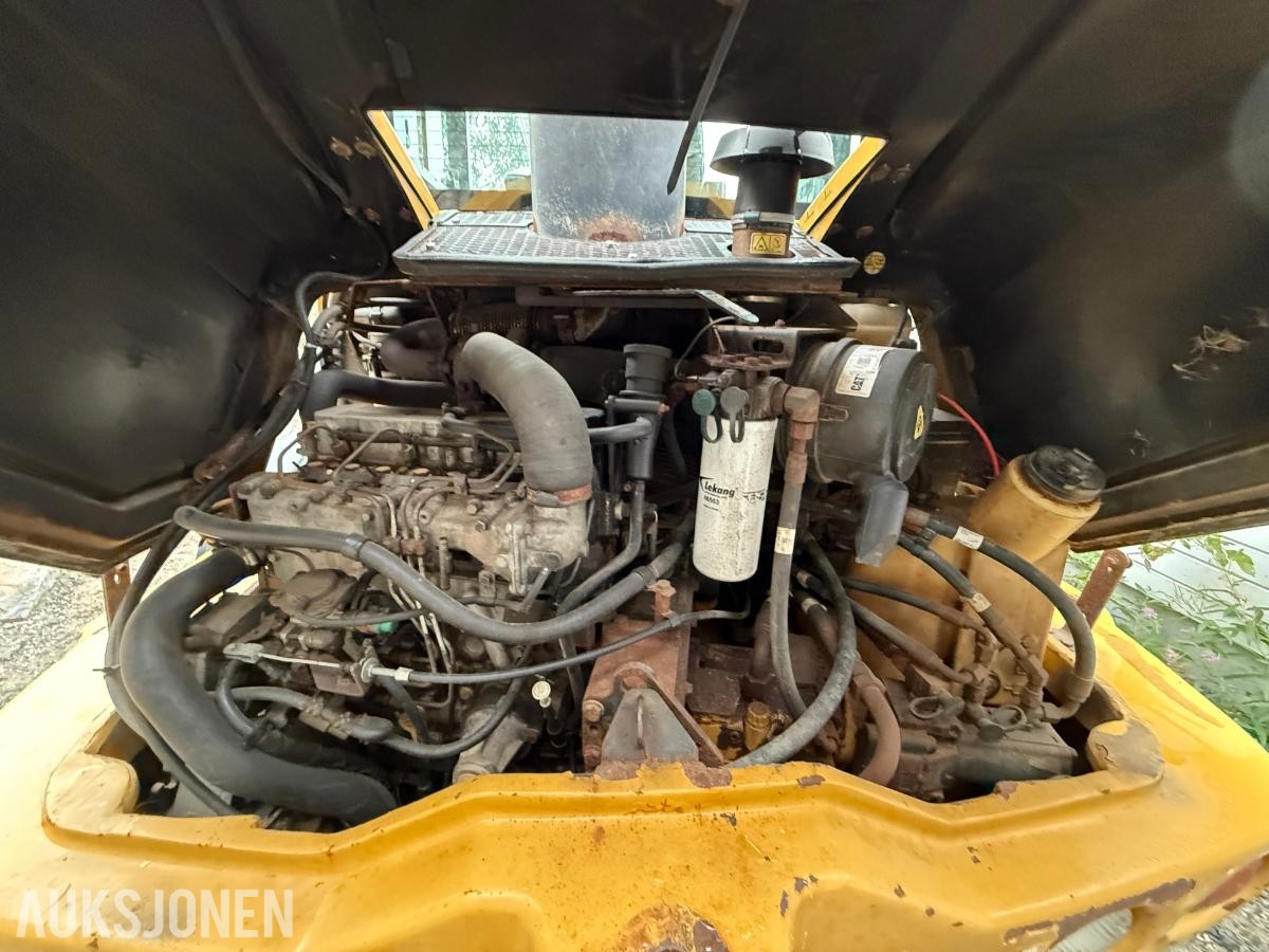2012 CAT 908H hjullaster med ABL-skuff – 5288 timer