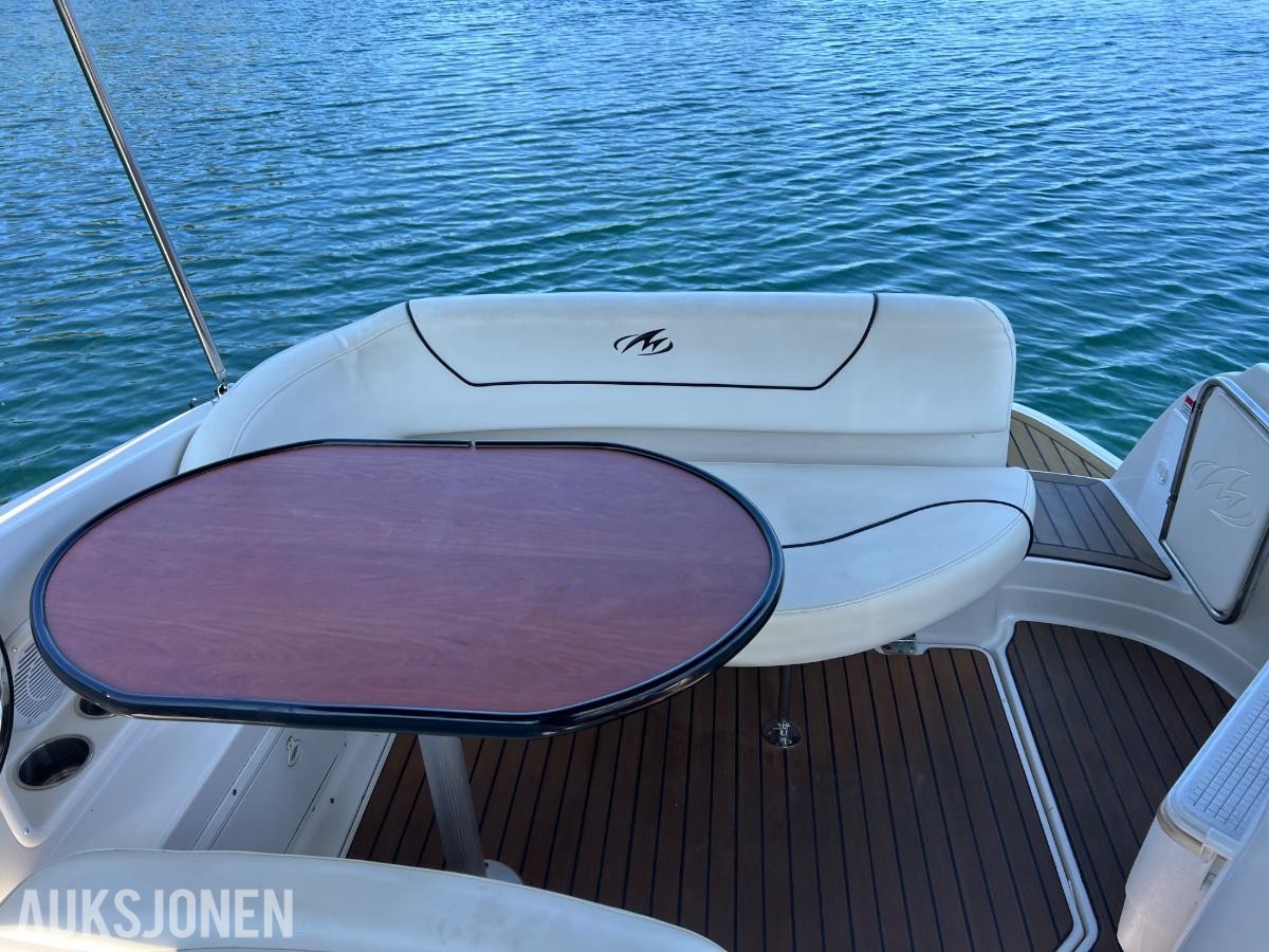 2008 Monterey 275 Sport Cruiser med 320hk