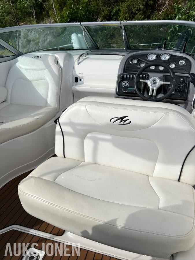 2008 Monterey 275 Sport Cruiser med 320hk