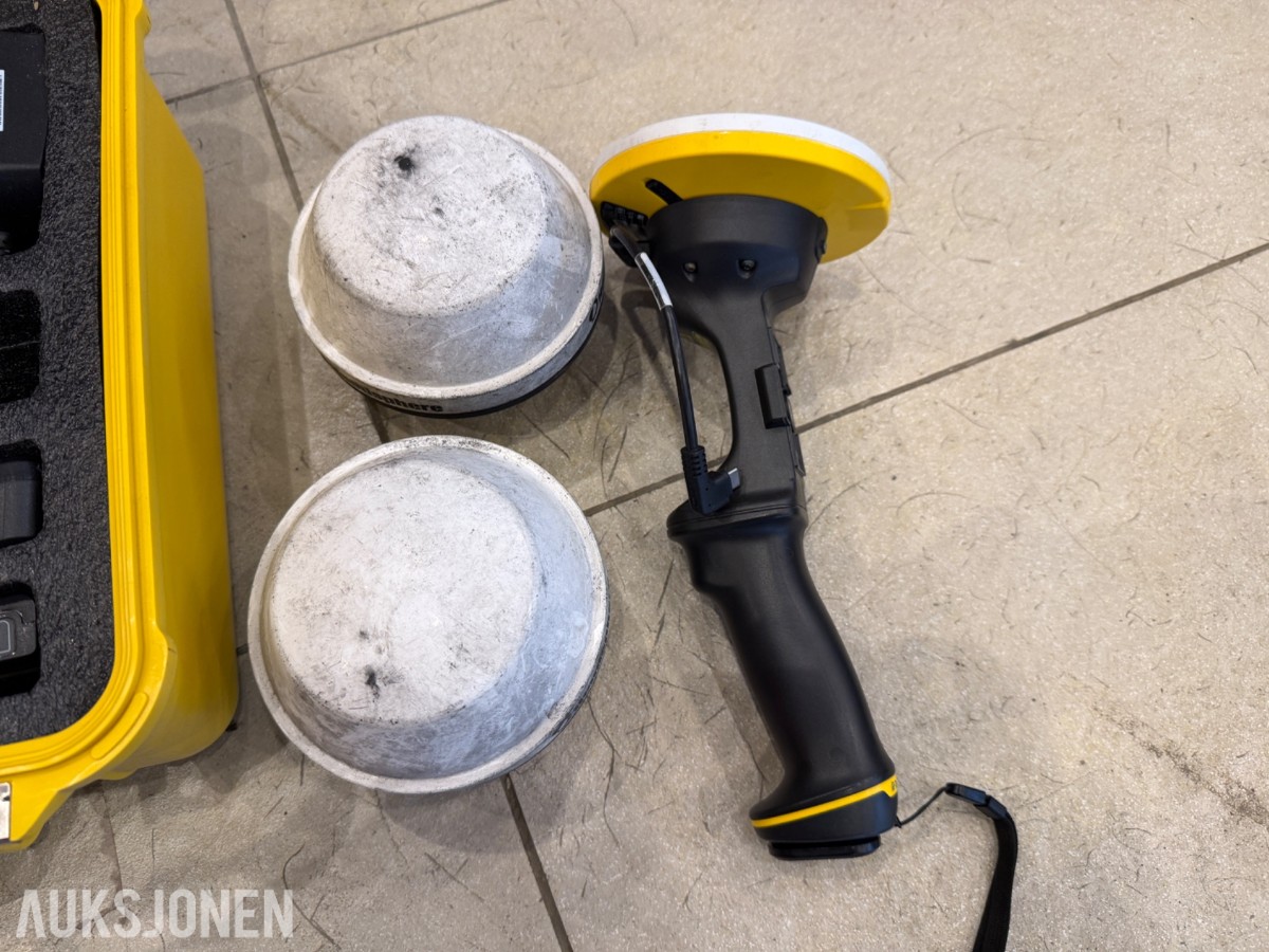 Pakke med landmålings-/GPS-utstyr – GeoMax, Epiroc og Trimble