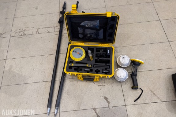 Pakke med landmålings-/GPS-utstyr – GeoMax, Epiroc og Trimble