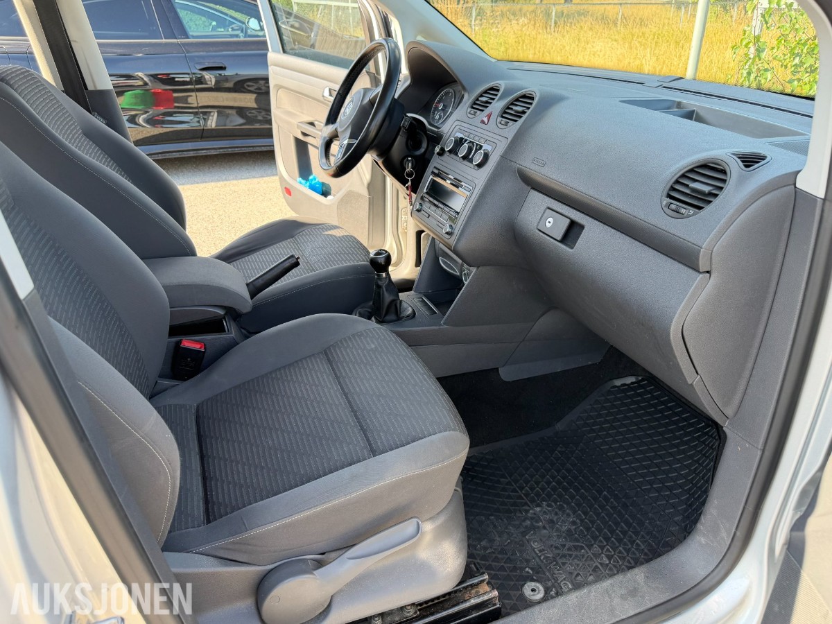 VOLKSWAGEN CADDY 7 seter 119921km