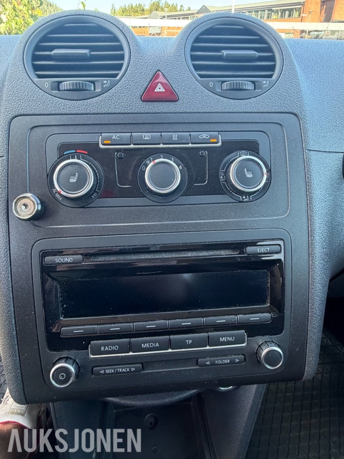VOLKSWAGEN CADDY 7 seter 119921km