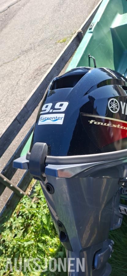 2004 pioner med 2025 motor og registrert gaupen henger