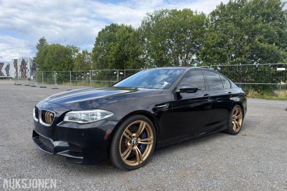 2014 BMW M5 F10