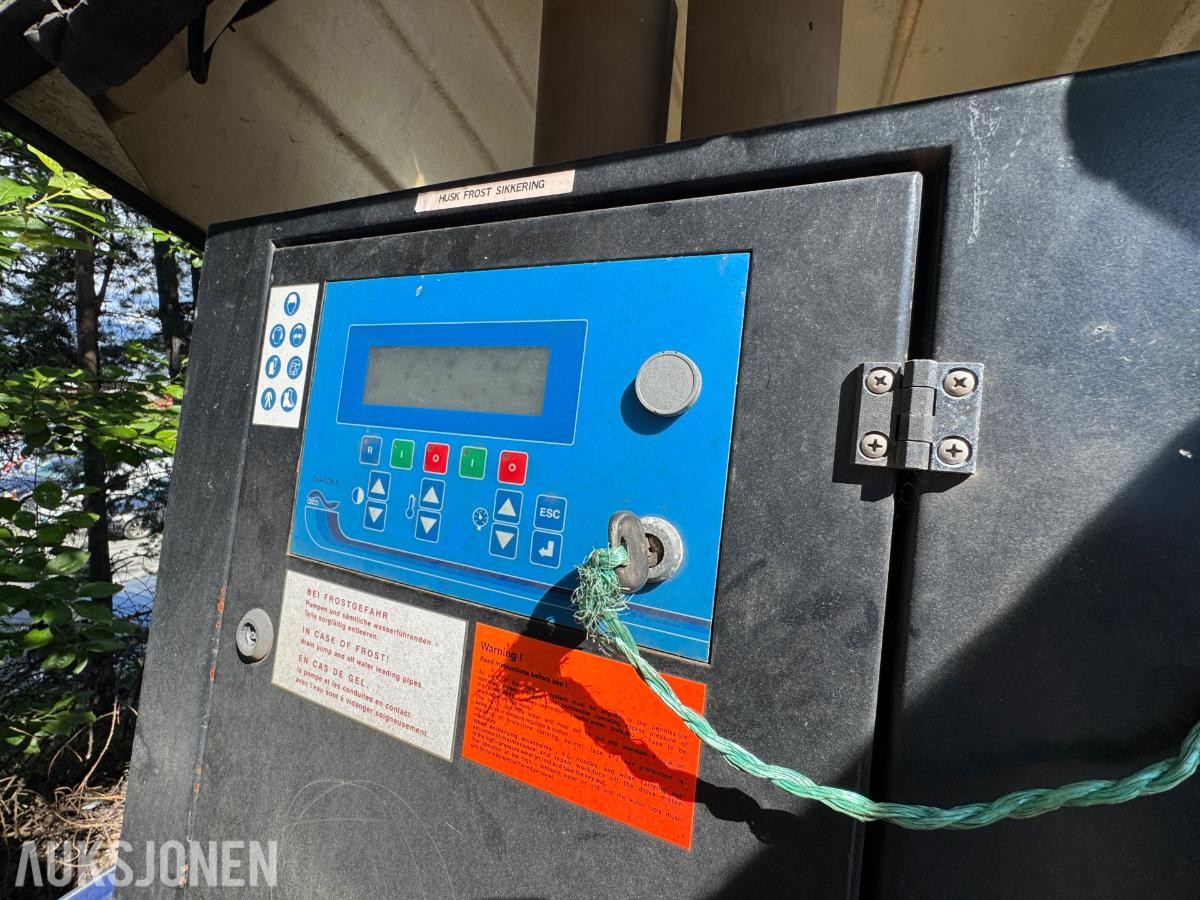 2008 WOMA Ecotherm 800 tilhengermontert høytrykksaggregat.