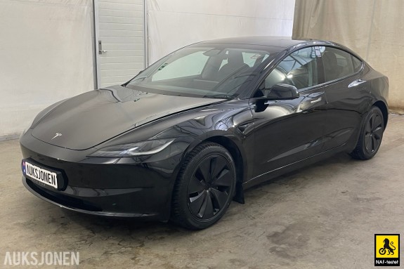 2025 TESLA MODEL 3 SR 283 HK RWD FACELIFT AUTOPILOT ACC SKINN PANO KAMARA VARMEPUMPE 