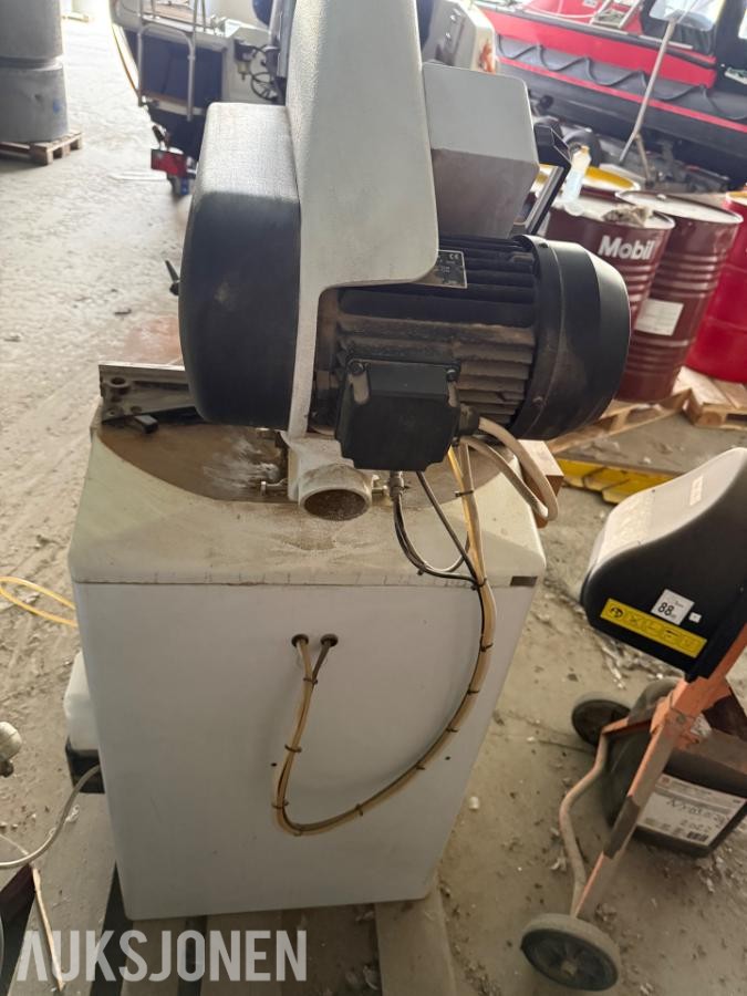2007 FomIndustrie Sika Plus X2 10568 metal og pvc kutter