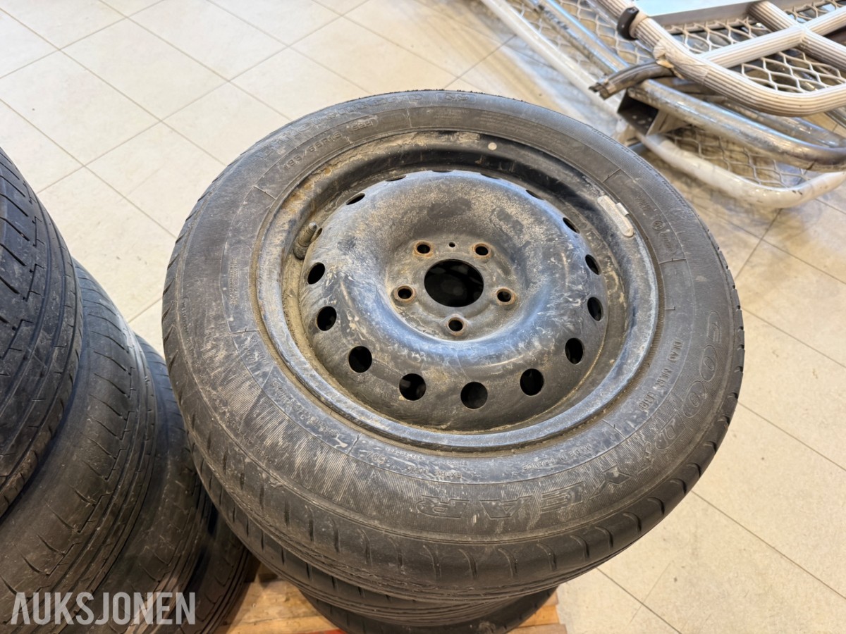 2 sett komplette hjul – totalt 8 stk.