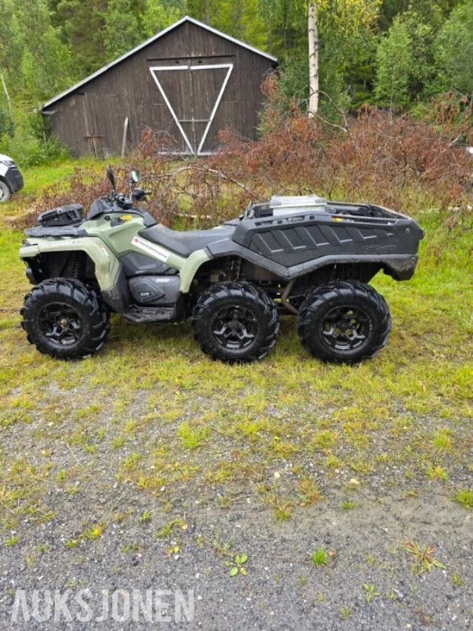 2020 Can-Am Outlander 6x6