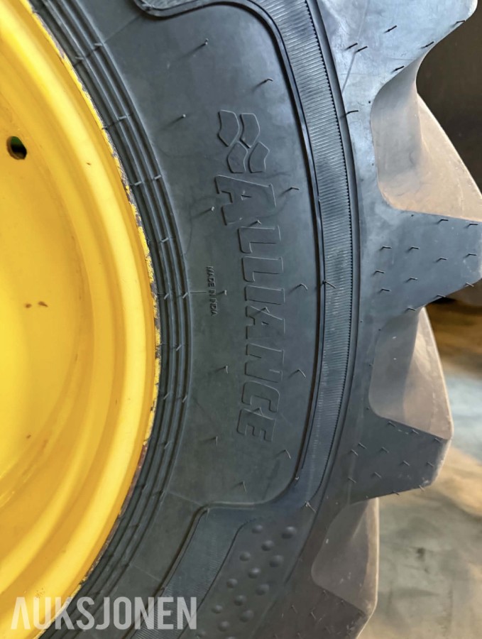 traktor dekk 540/65R28 650/65R38