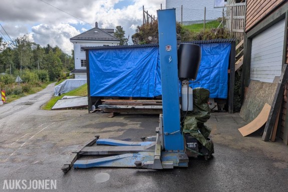 2014 Ensøyler løftebukk 2500Kg SLH 125