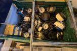 Diverse båtdeler – ledningsnett, instrumenter, gasspaker og styrewire