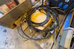 Diverse båtdeler – ledningsnett, instrumenter, gasspaker og styrewire