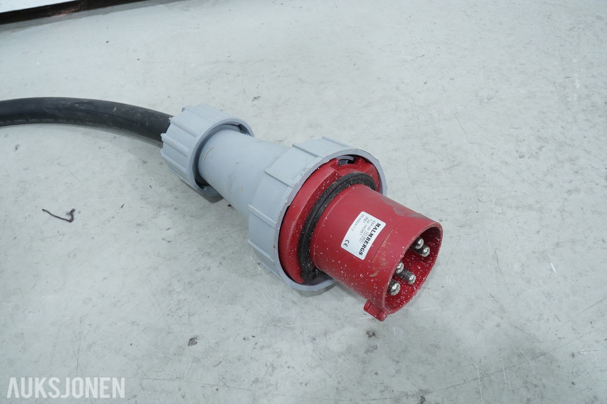 Malmbergs industrikabler 32A/63A med CEE-kontakter og overgangsboks