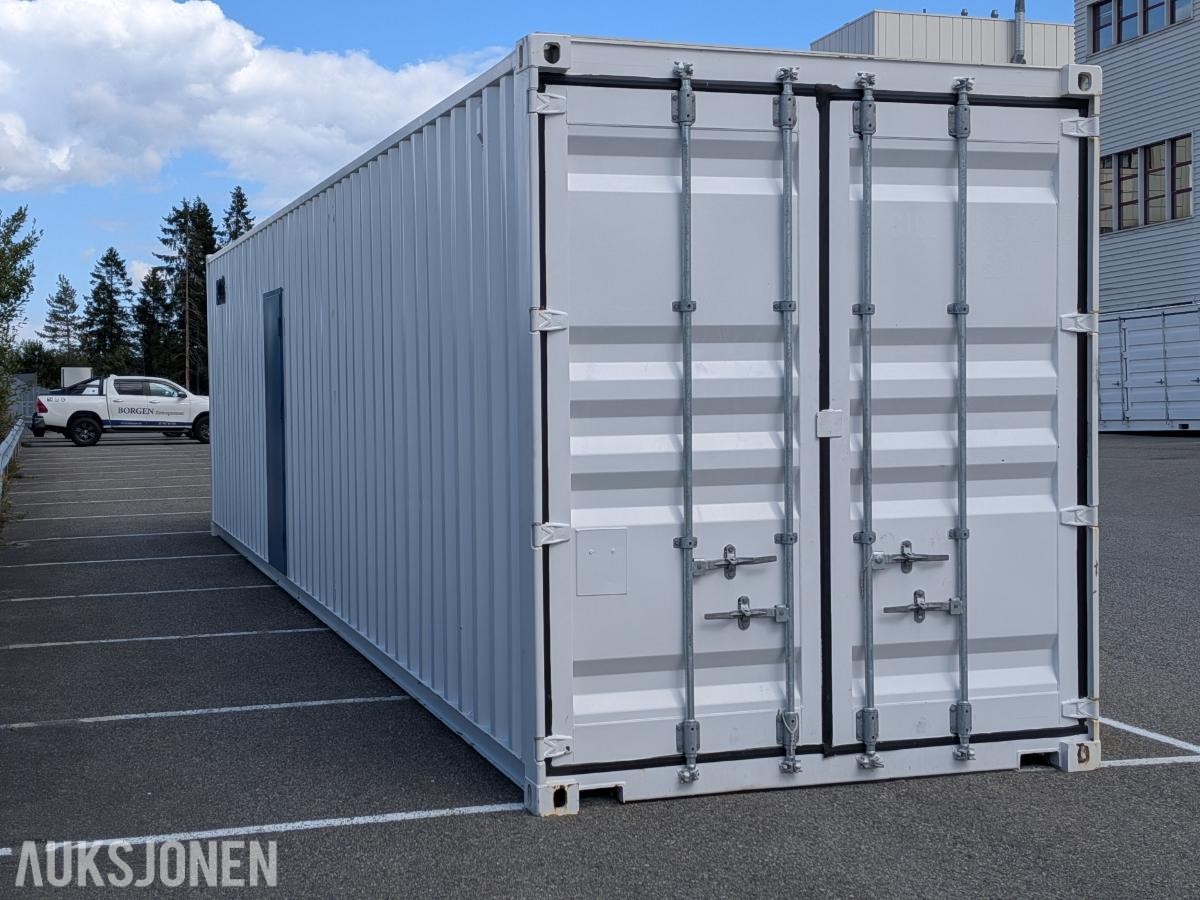 Solid 40' High Cube container selges!