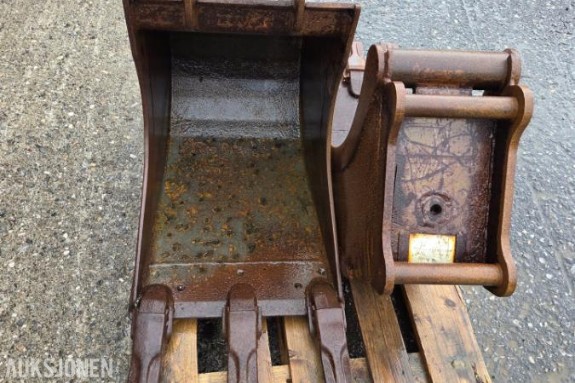2010 2 stk gravemaskinskuffer