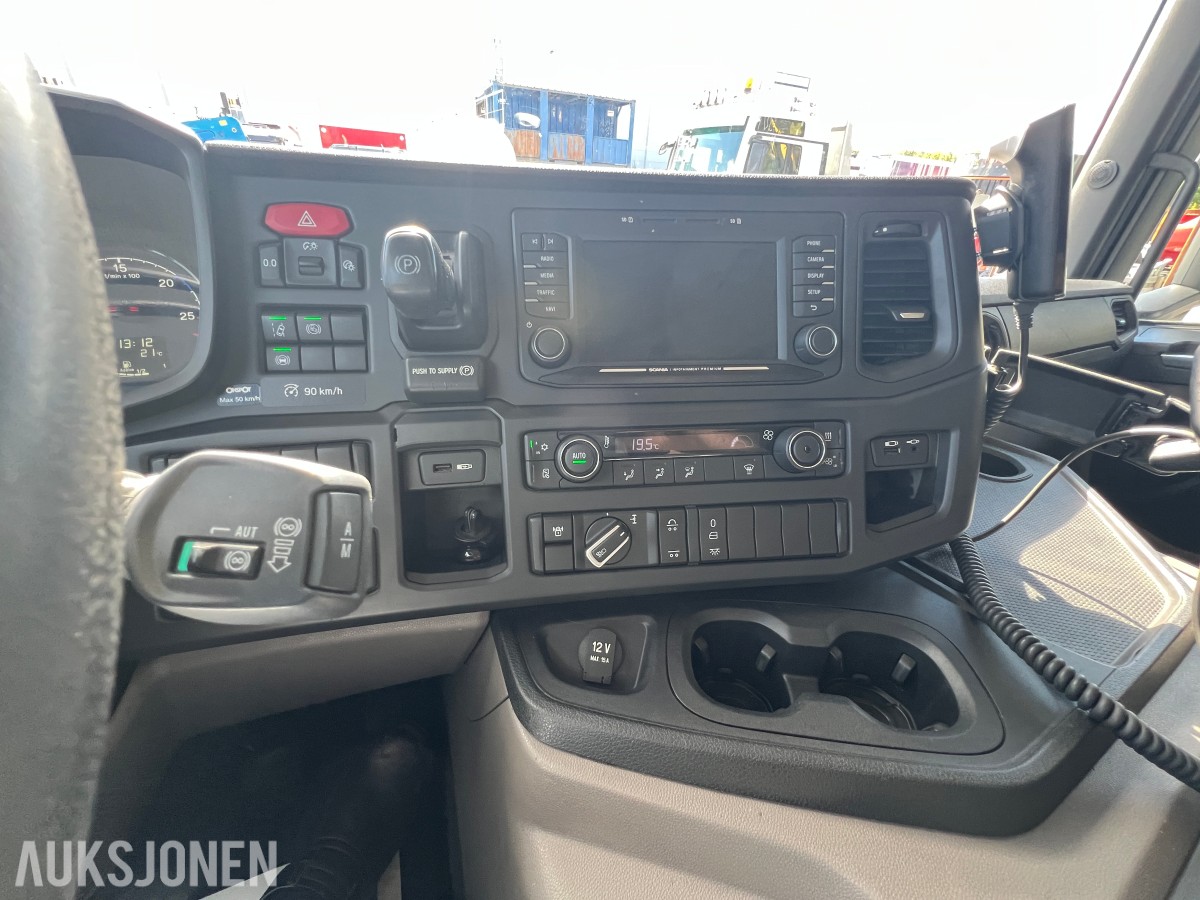 2018 Scania P 500 6x2*4NB vekselflakbil med Zepro bakløfter