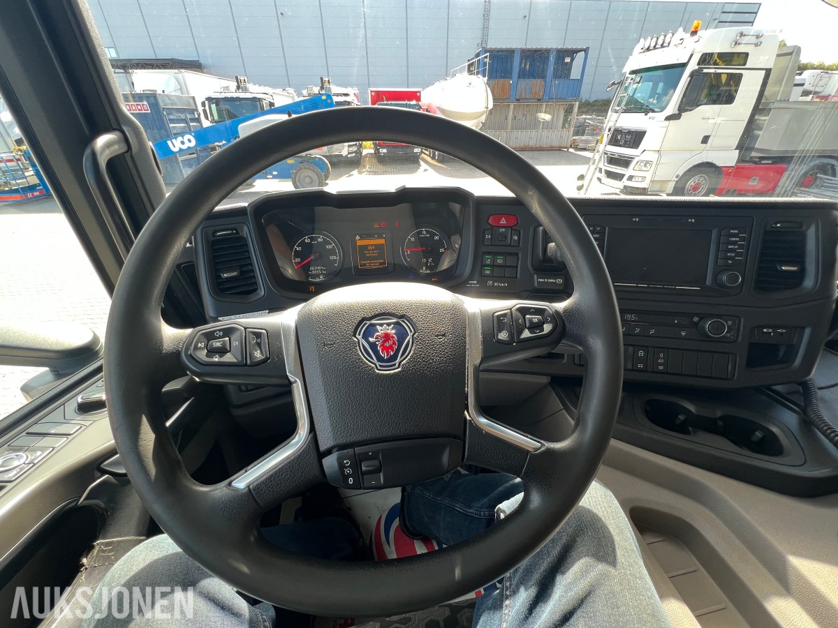 2018 Scania P 500 6x2*4NB vekselflakbil med Zepro bakløfter