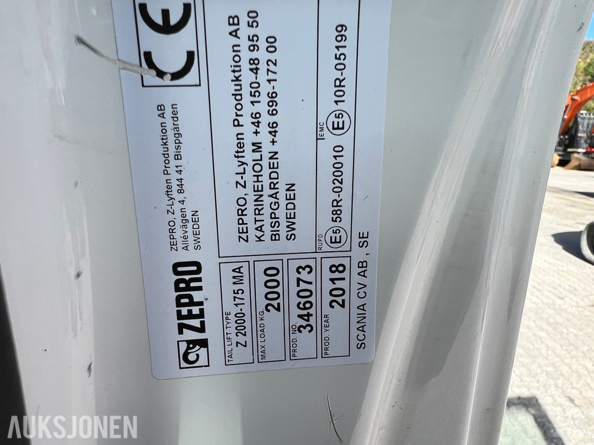 2018 Scania P 500 6x2*4NB vekselflakbil med Zepro bakløfter