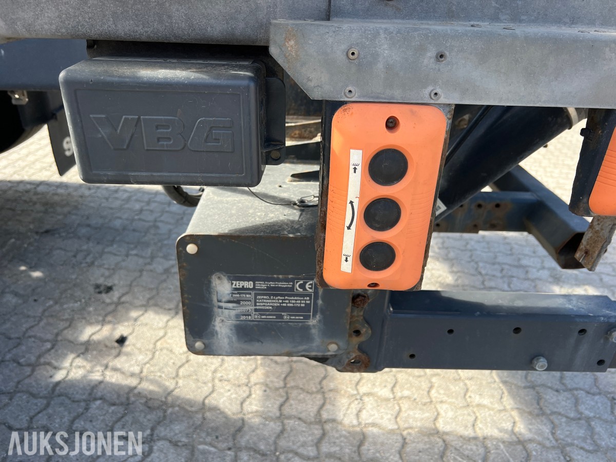 2018 Scania P 500 6x2*4NB vekselflakbil med Zepro bakløfter
