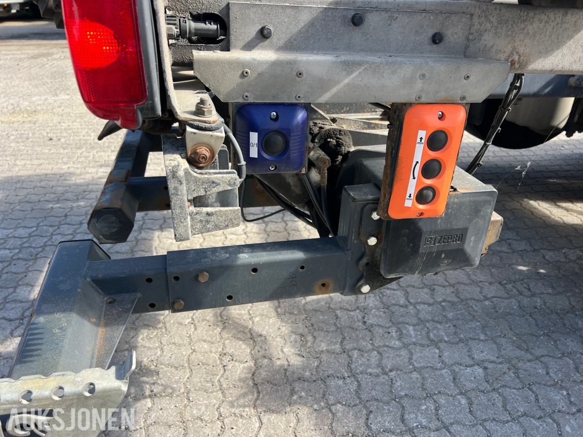 2018 Scania P 500 6x2*4NB vekselflakbil med Zepro bakløfter
