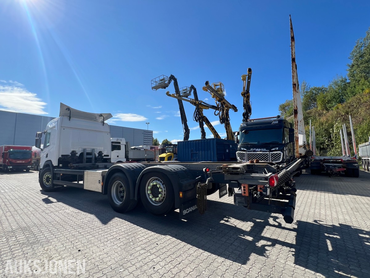 2018 Scania P 500 6x2*4NB vekselflakbil med Zepro bakløfter
