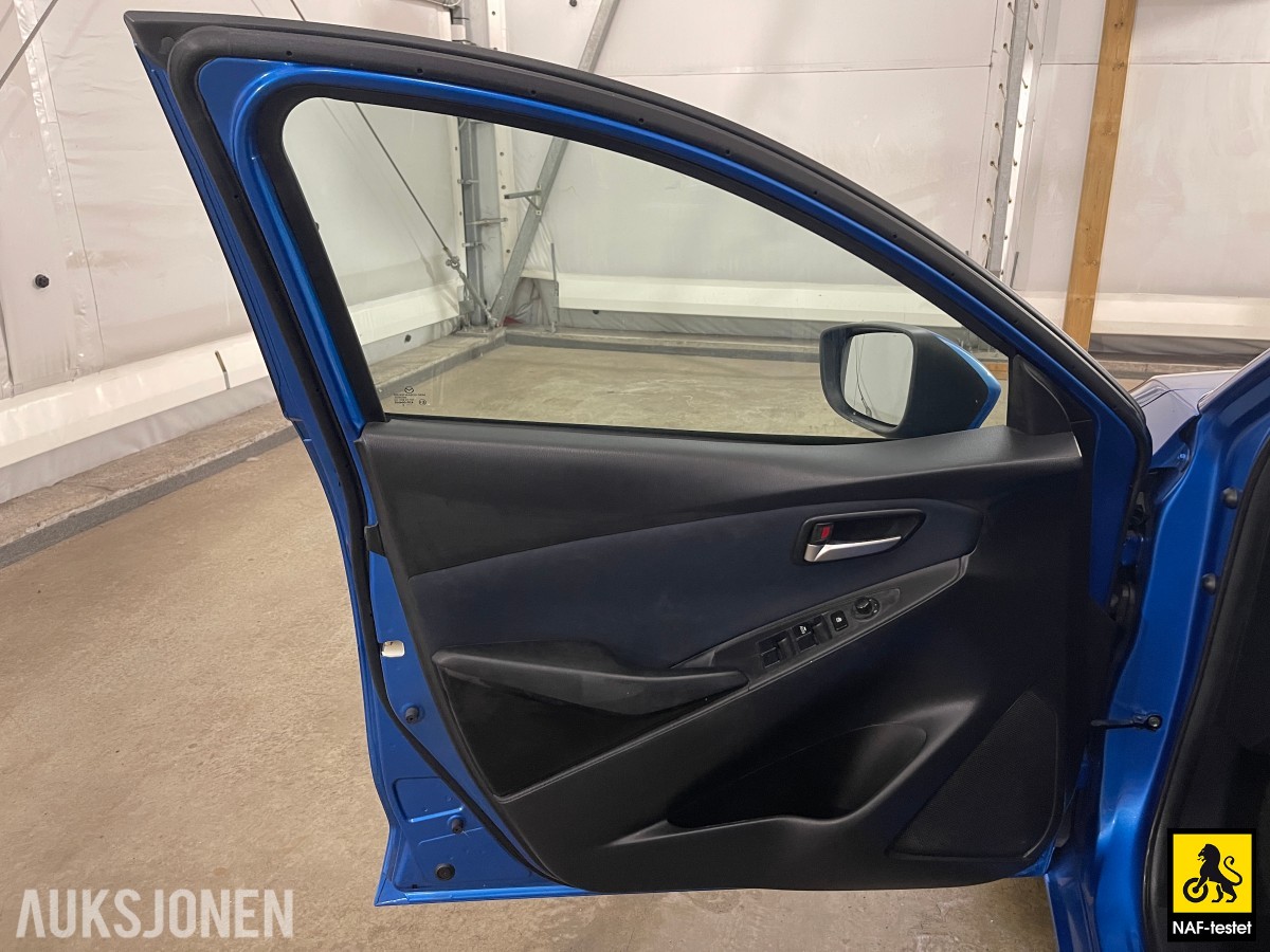 2016 Mazda 2 90HK KJØREFELTASSISTENT NAVI CRUISE NØKKELFRI