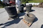 Parti med Trelleborg- og Nokian-dekk til hjulmaskin / hjulgraver