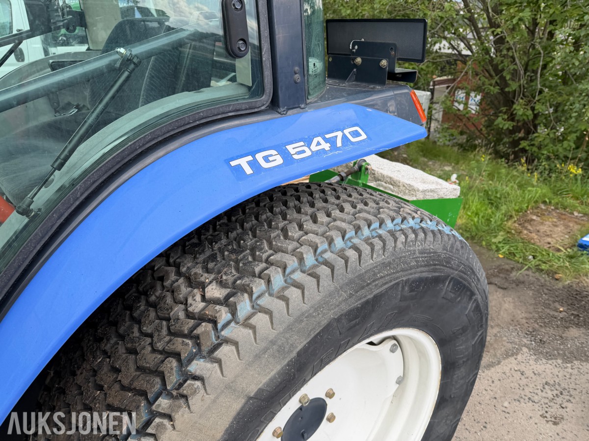 2009 Iseki TG5470 kompakt traktor m/frontlaster og skuffe