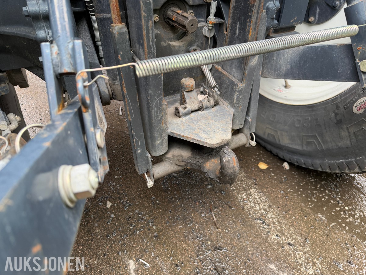2009 Iseki TG5470 kompakt traktor m/frontlaster og skuffe