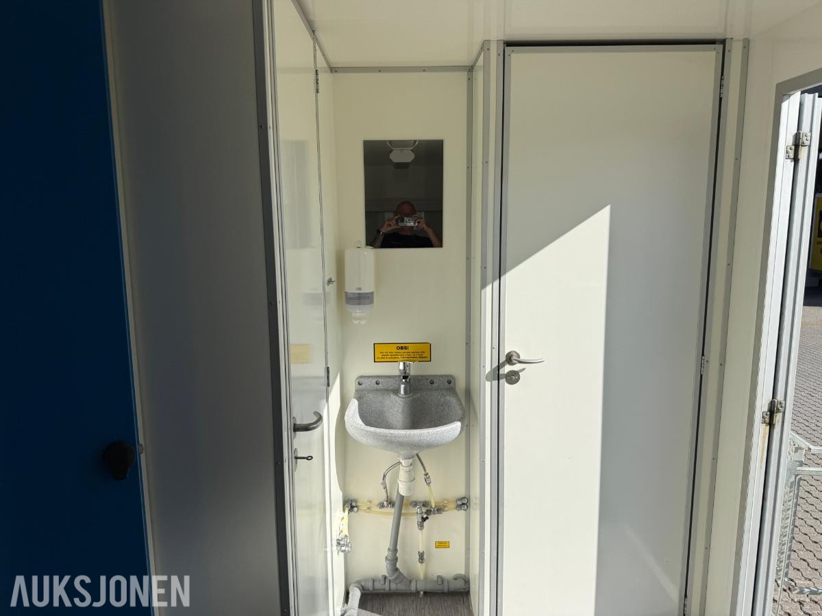 2014 Scanvogn med ren og skitten sone - skiftebrakke