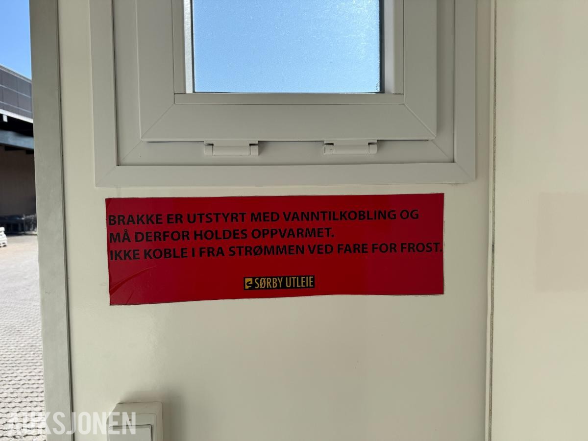2014 Scanvogn med ren og skitten sone - skiftebrakke
