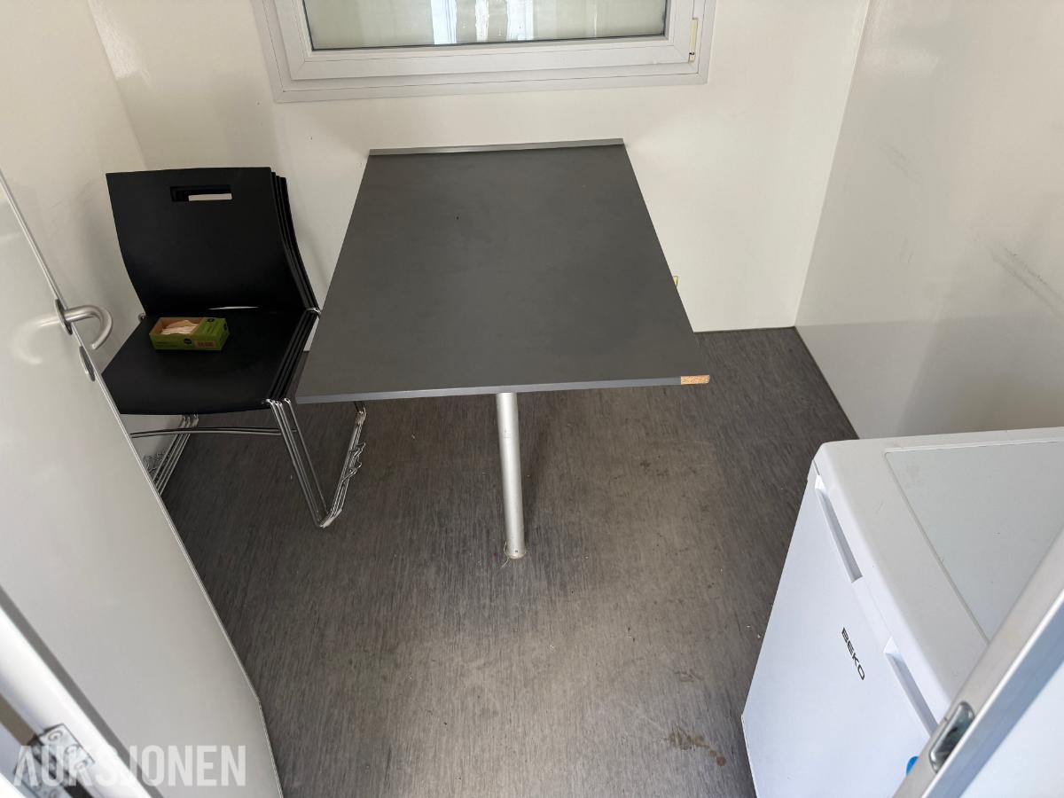 2014 Scanvogn med ren og skitten sone - skiftebrakke