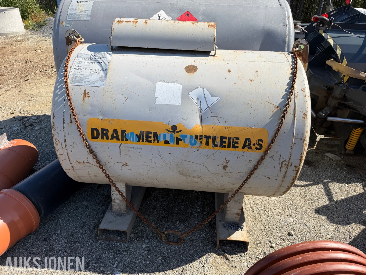 Dieseltank 1100 Liter