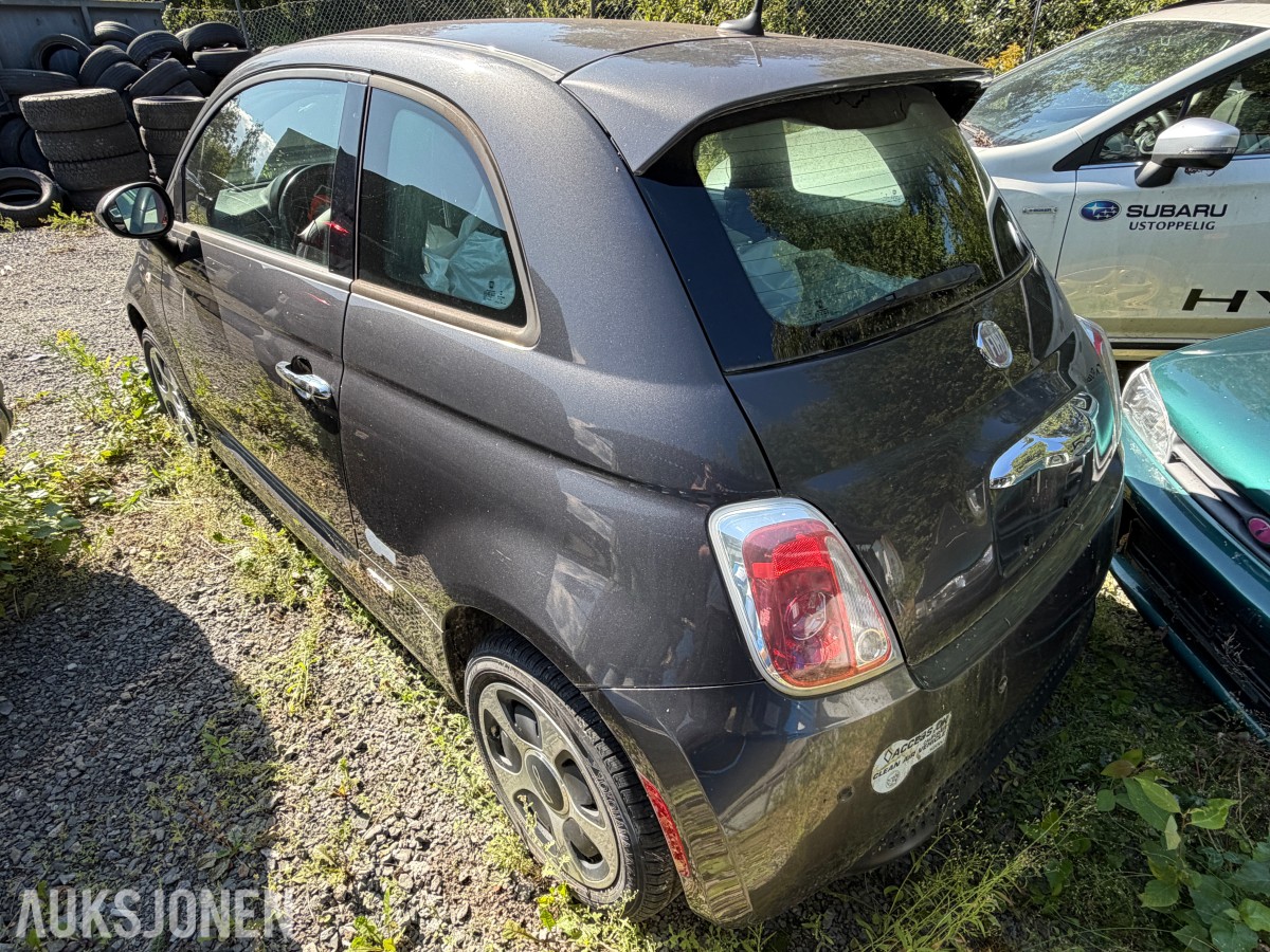 2014 Fiat 500E elektrisk / S+V dekk / Rep. objekt