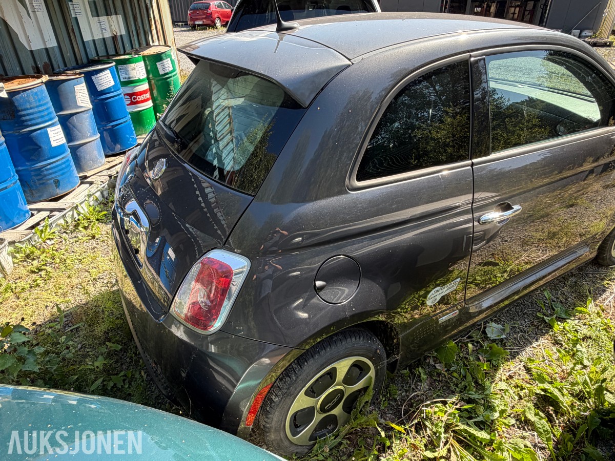 2014 Fiat 500E elektrisk / S+V dekk / Rep. objekt