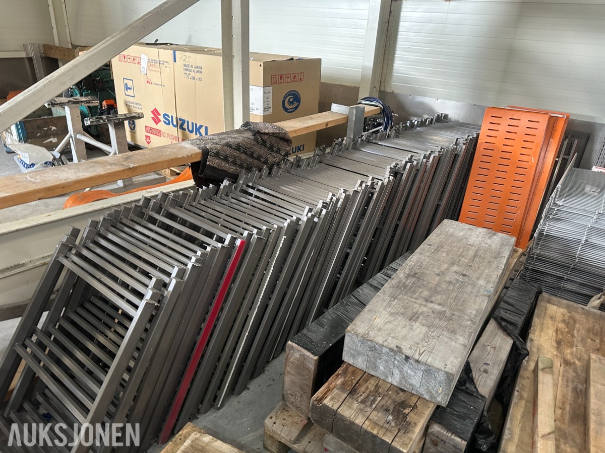 Butikkinnredning / lagerreoler | Metallreoler | Trådkurver og hyller