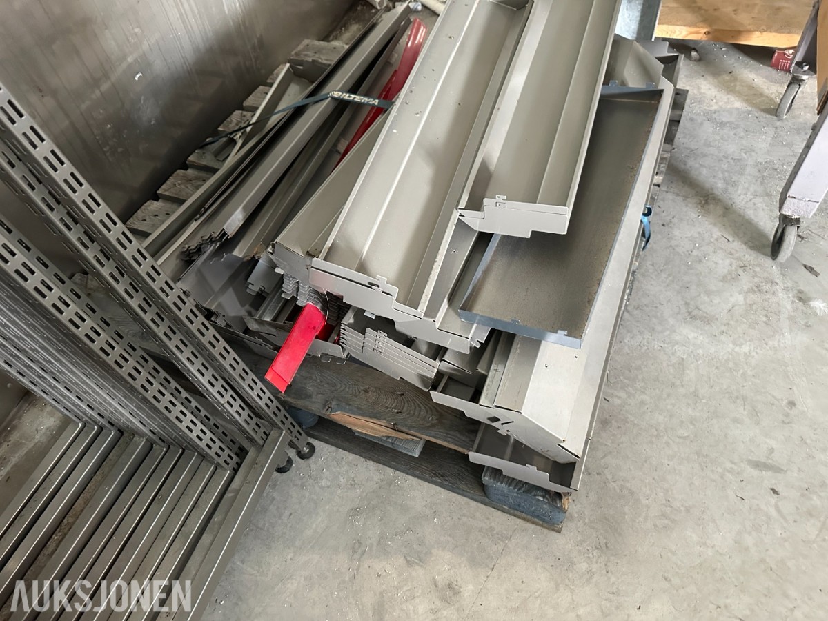 Butikkinnredning / lagerreoler | Metallreoler | Trådkurver og hyller